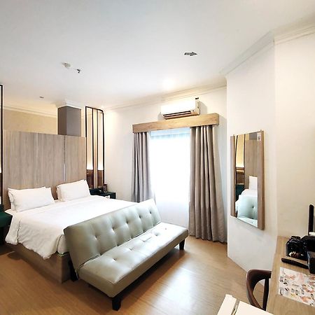 סמרינדה Royal Park Hotel מראה חיצוני תמונה