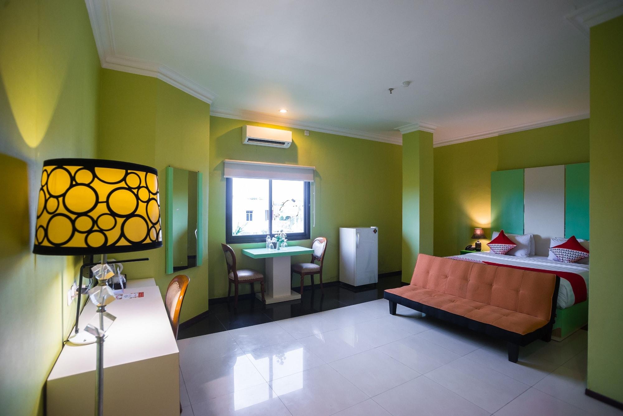 סמרינדה Royal Park Hotel מראה חיצוני תמונה