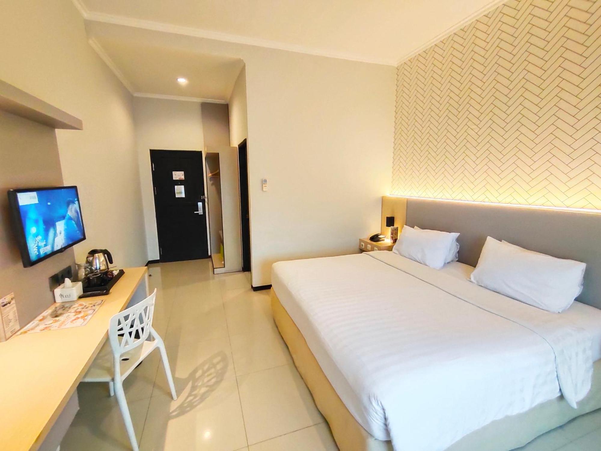 סמרינדה Royal Park Hotel מראה חיצוני תמונה